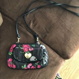 Small crossbody